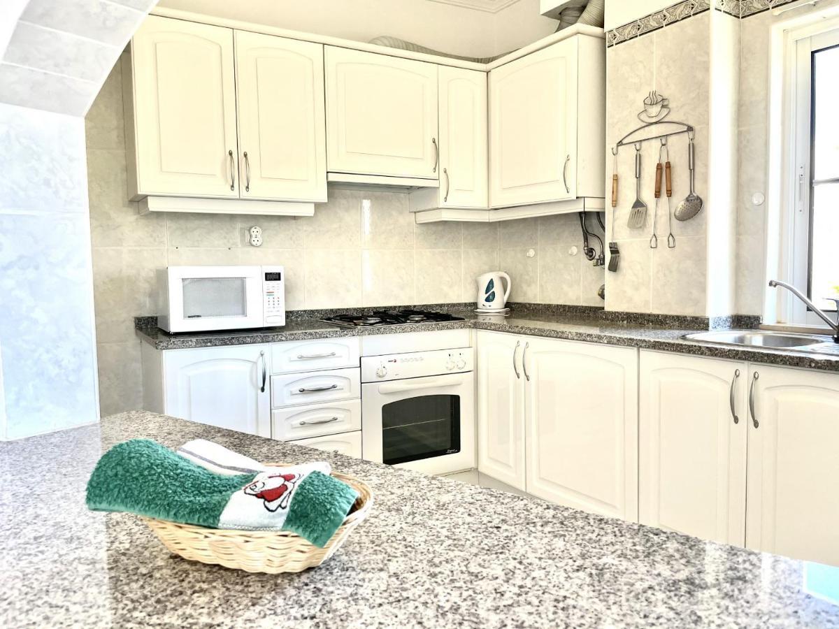 Amazing 1 Bedroom Apartment Near Marina Βιλαμούρα Εξωτερικό φωτογραφία